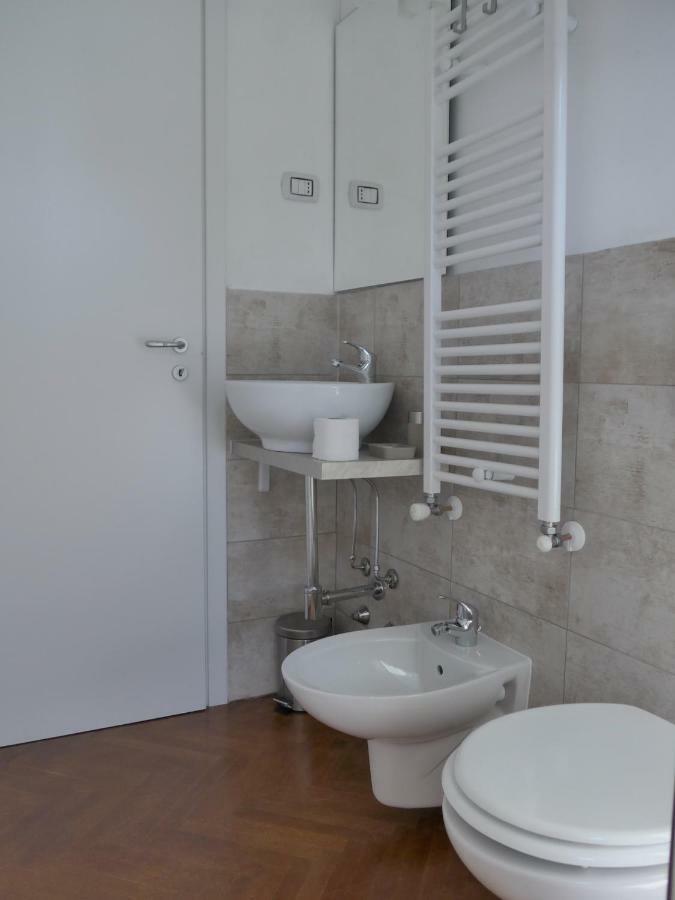 La Tana Rooms Лено Экстерьер фото