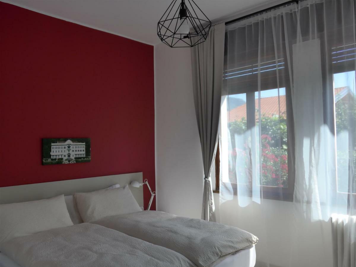 La Tana Rooms Лено Экстерьер фото