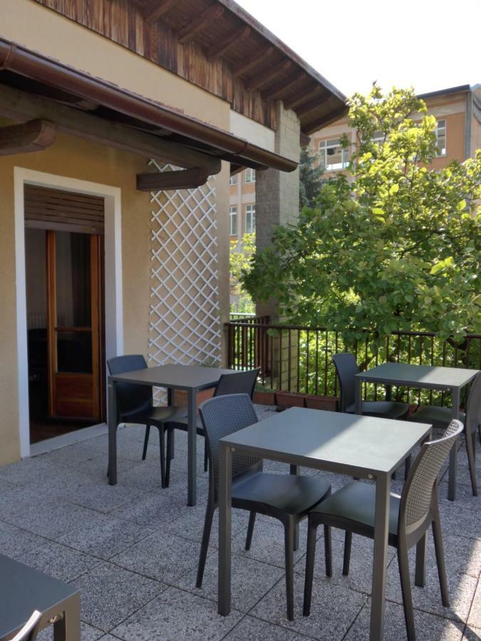 La Tana Rooms Лено Экстерьер фото